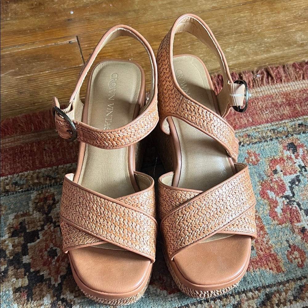 Crown Vintage Woven Platform Sandals